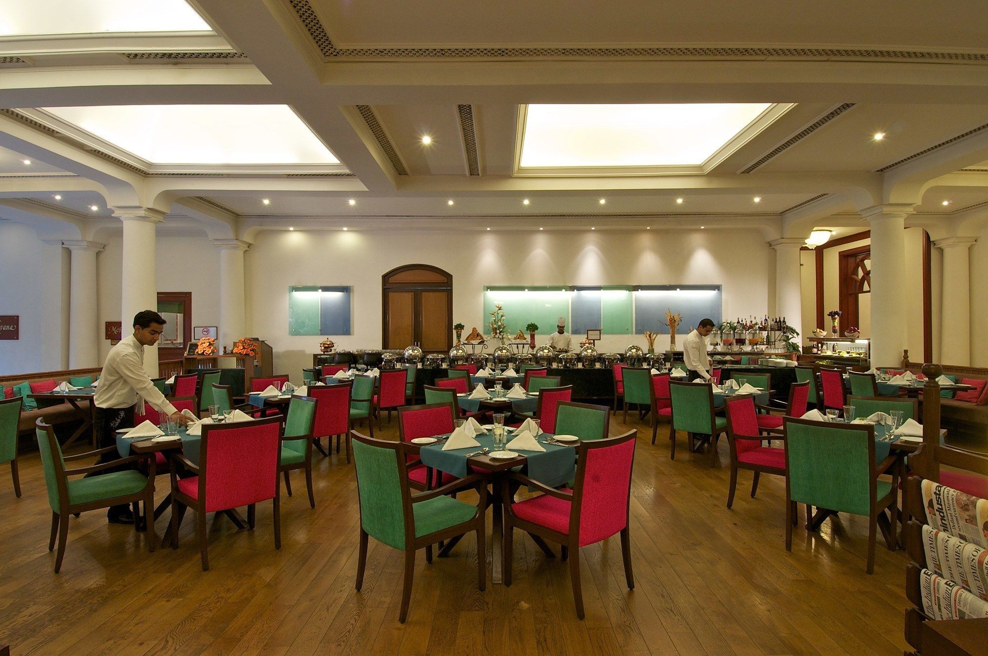 Taj Mahal Lucknow Ξενοδοχείο Εξωτερικό φωτογραφία