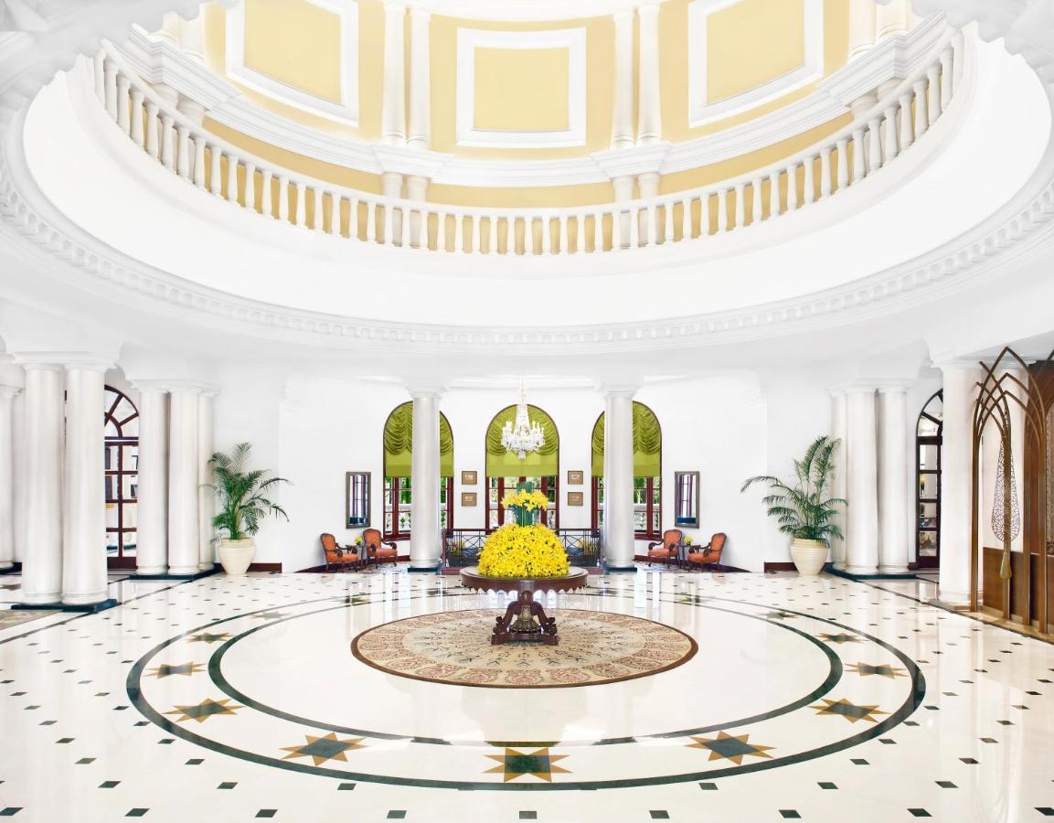 Taj Mahal Lucknow Ξενοδοχείο Εξωτερικό φωτογραφία